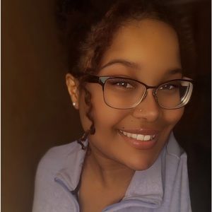 Meet your Posher, Ajia